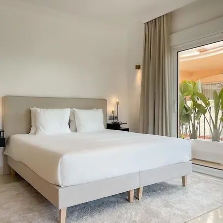 Apartment Aloha Hills Club Luxury Retreat Pools Gym Marbella