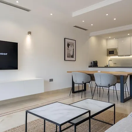 Apartment Aloha Hills Club Luxury Retreat Pools Gym Marbella