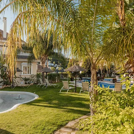 Aloha Hills Club Luxury Retreat Pools Gym Apartment