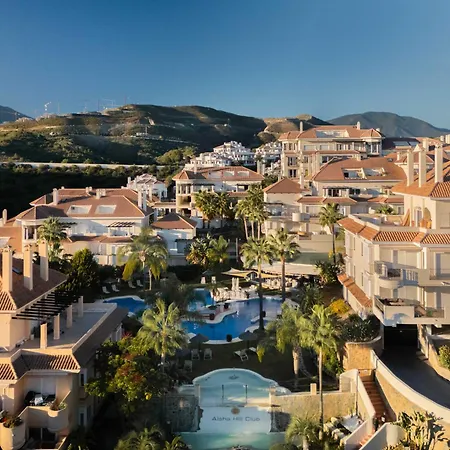 Apartment Aloha Hills Club Luxury Retreat Pools Gym Marbella